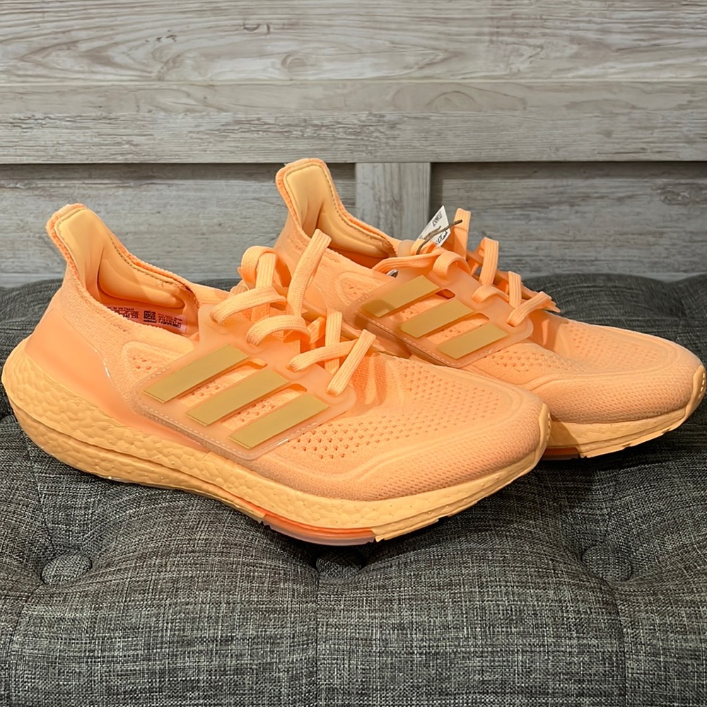 Women’s Adidas Ultraboost 21 W